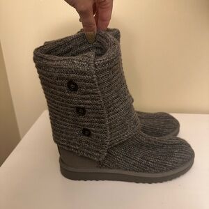 UGG Women’s Classic Cardy